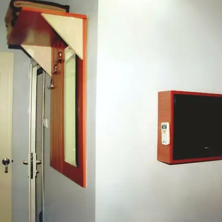 Yeni Caglayan Hotel 2*